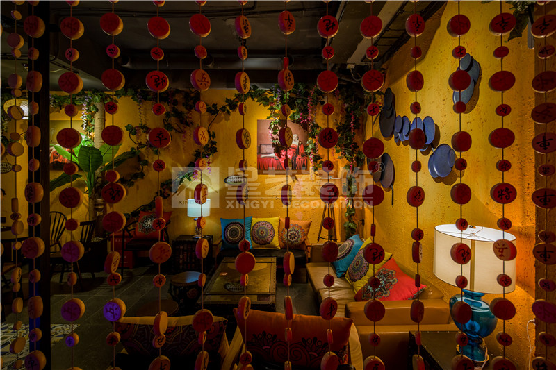 大化“因為所以”咖啡生活館200平珠簾裝修設計實景圖