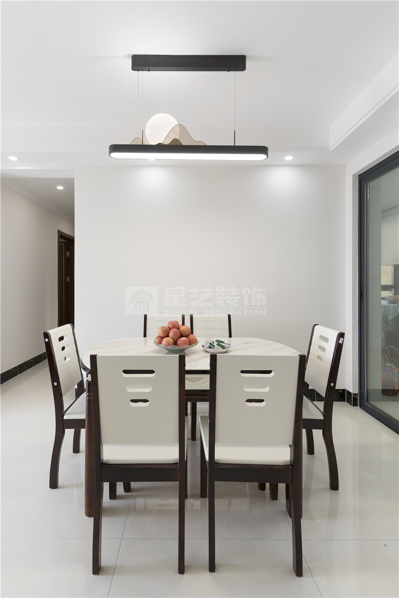 金灣花城113平餐廳裝修實景圖