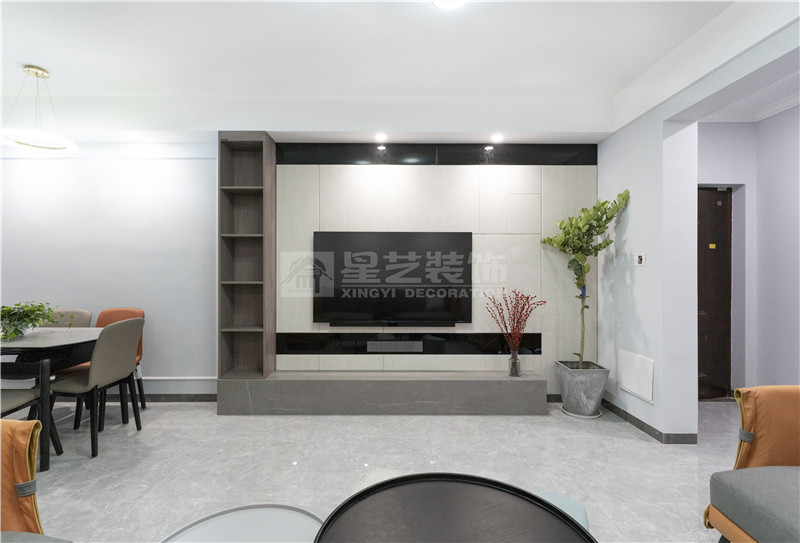 翡翠時光130平電視背景墻裝修實景圖