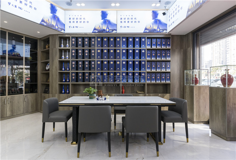 合景天俊320平酒柜裝修實景圖