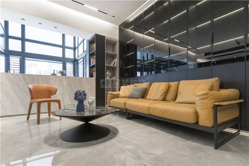 聯(lián)發(fā)君瀾180平客廳裝修實景圖