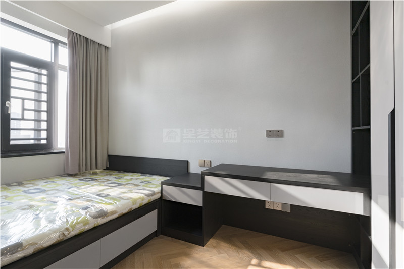 聯(lián)發(fā)君瀾180平臥室裝修實景圖