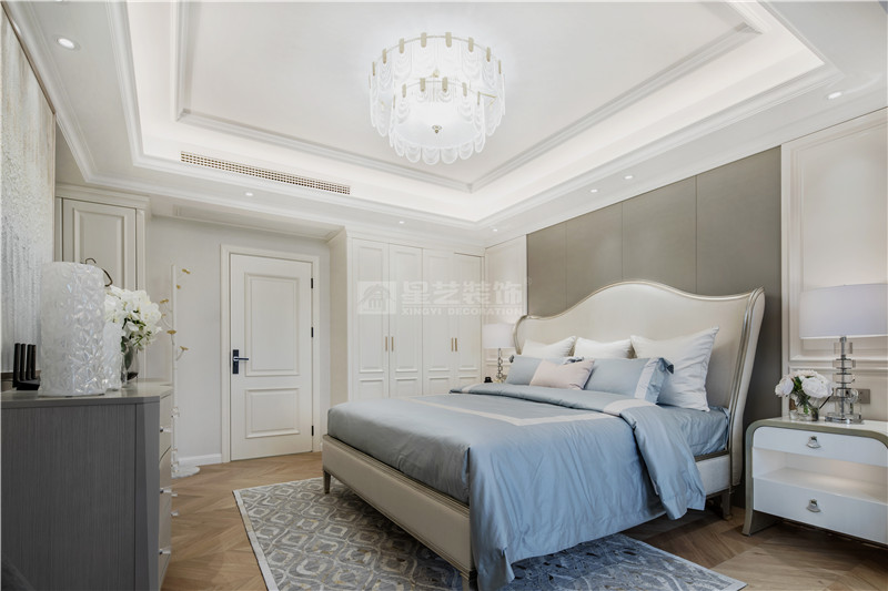 云景山語城186平復(fù)式臥室裝修實景圖