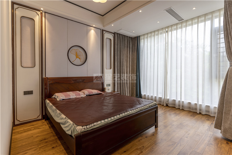 碧麗山莊450平別墅臥室裝修實(shí)景圖