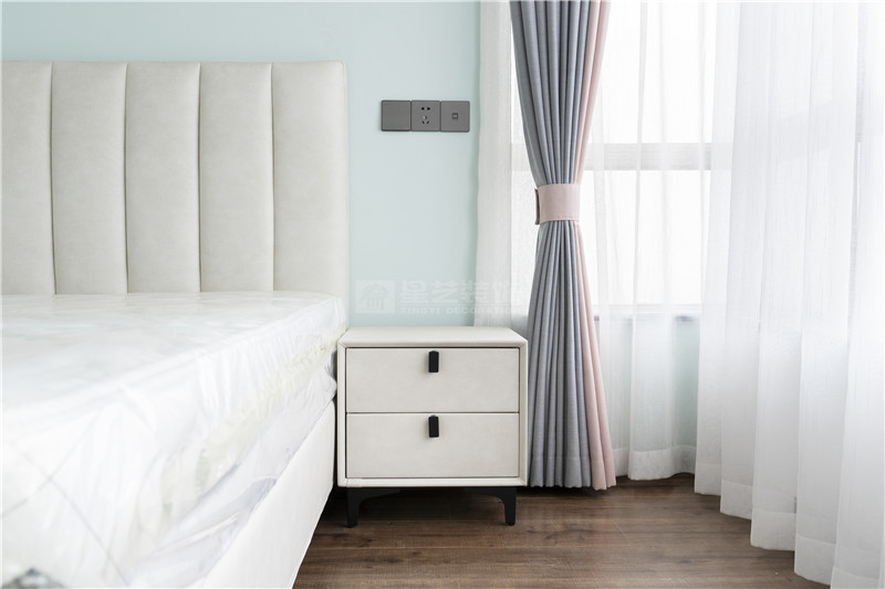 霖峰壹號142平臥室裝修實景圖