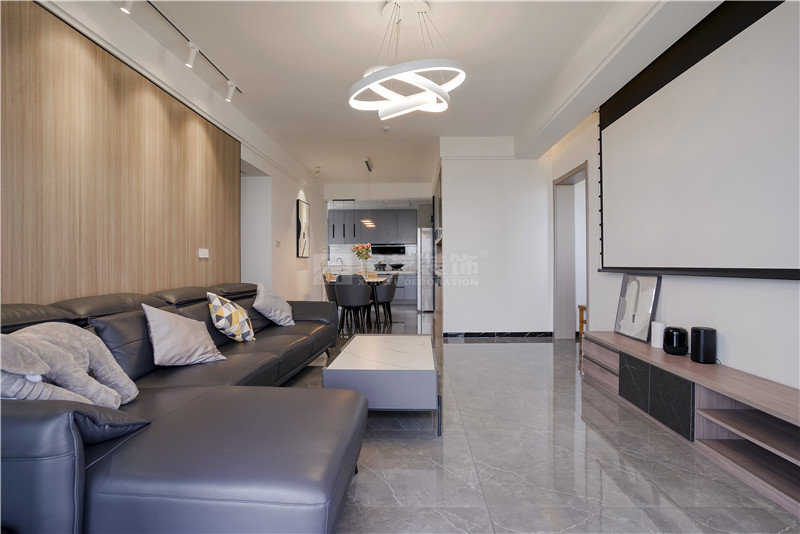 湖畔書院140平客廳裝修實(shí)景圖