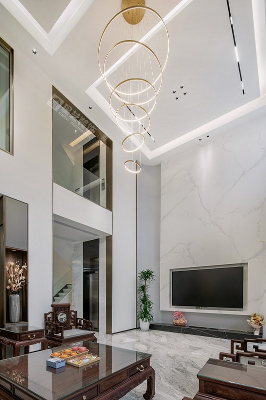 保利冠江墅750平新中式風格別墅客廳裝修實景