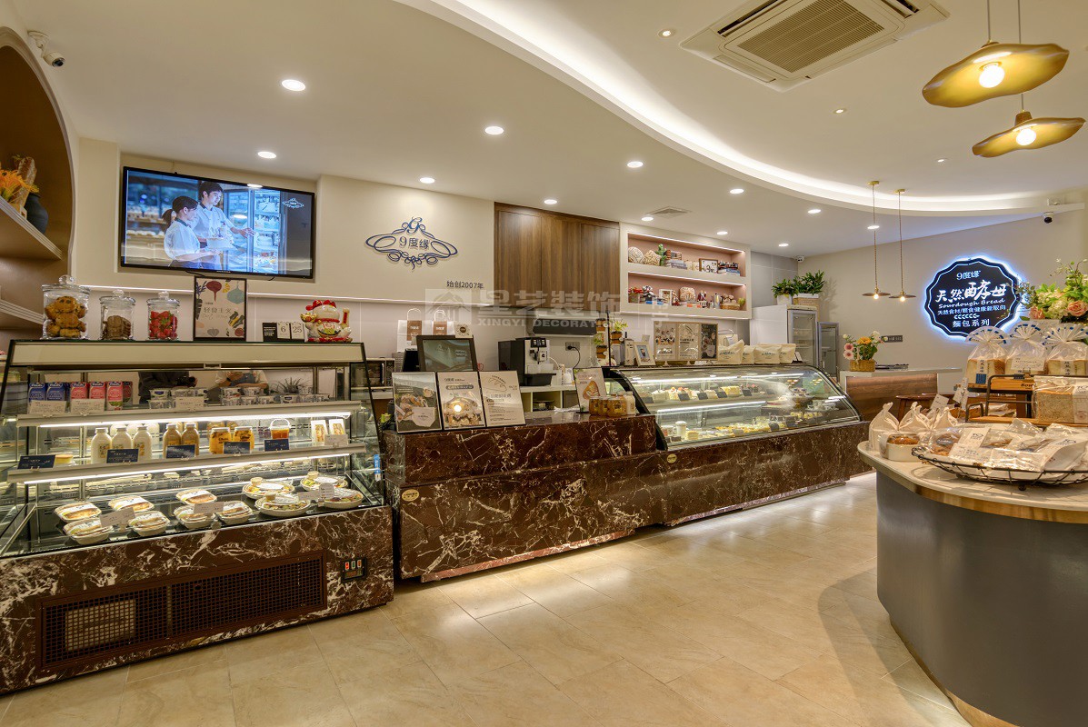 9度緣蛋糕店120平裝修詫寂風