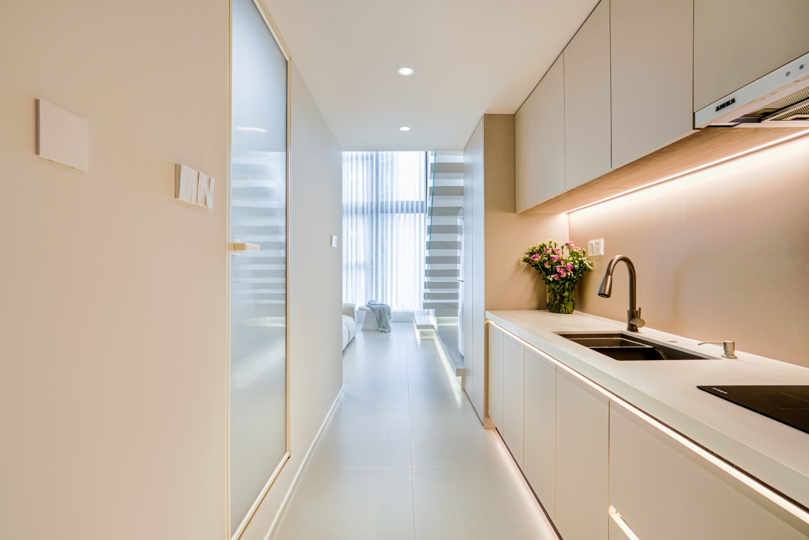 云創(chuàng)谷loft30平現(xiàn)代風格裝修實景