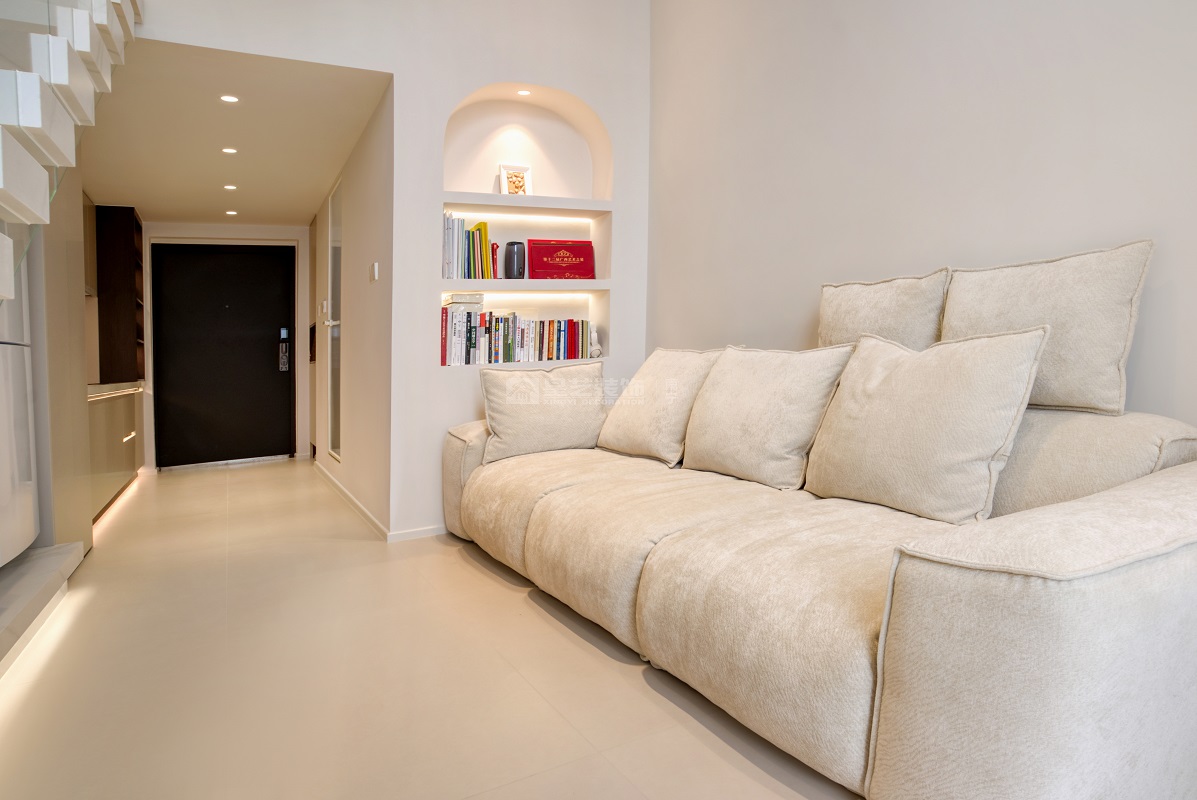 云創(chuàng)谷loft30平現(xiàn)代風格裝修實景