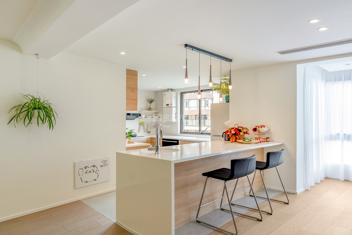 大唐臻觀170平現(xiàn)代混搭餐廳實景