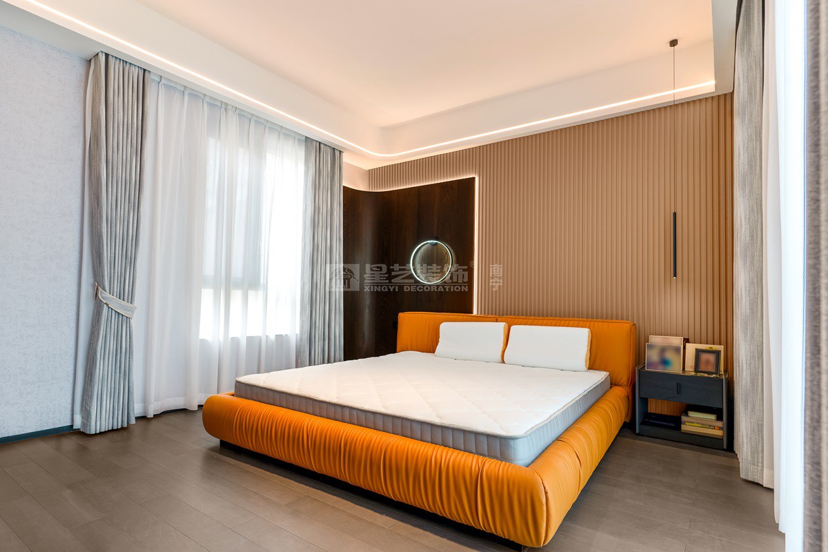 保利山漸青800平現(xiàn)代輕奢臥室裝修實景