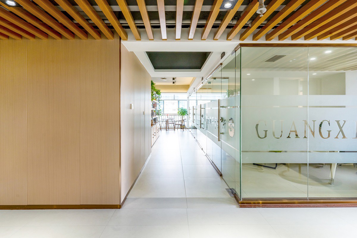 雙賀律所194平現(xiàn)代風(fēng)格辦公室裝修實(shí)景