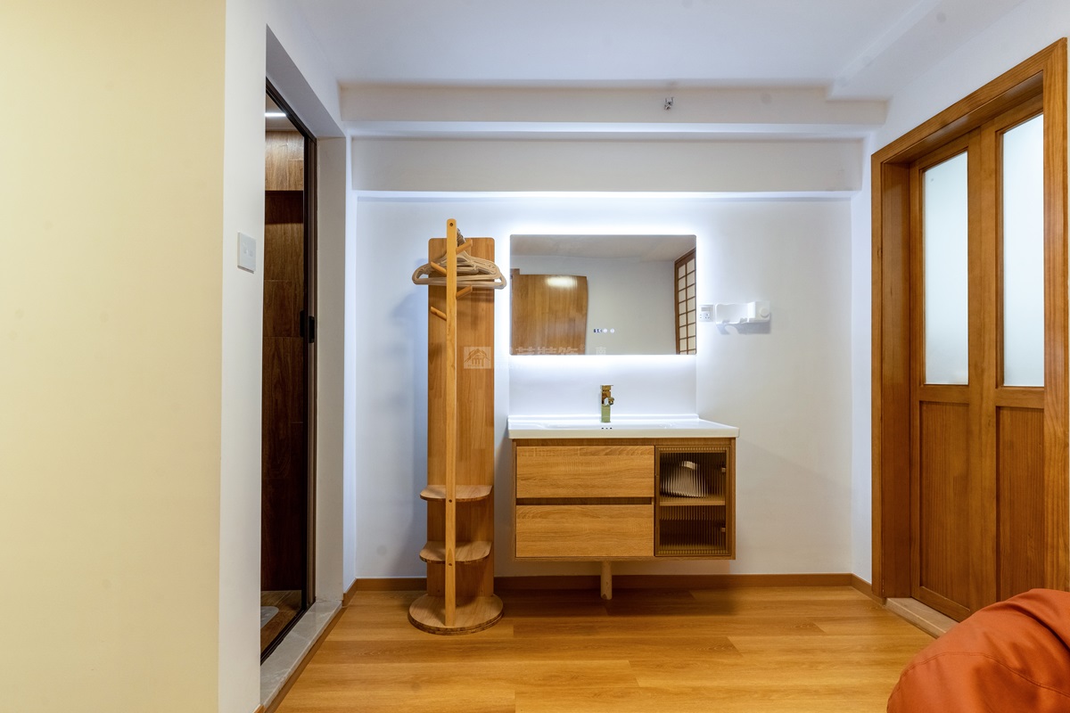 綠地中央廣場40平衛(wèi)生間裝修實景