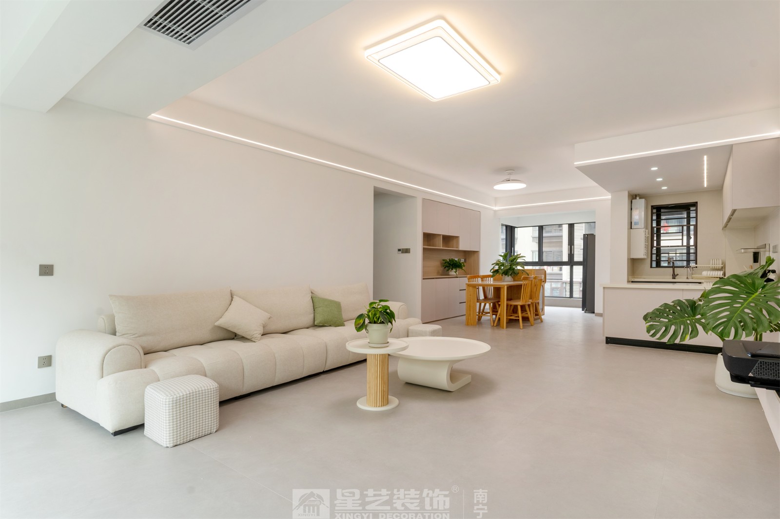 聯發(fā)臻境136平現代簡約客廳實景