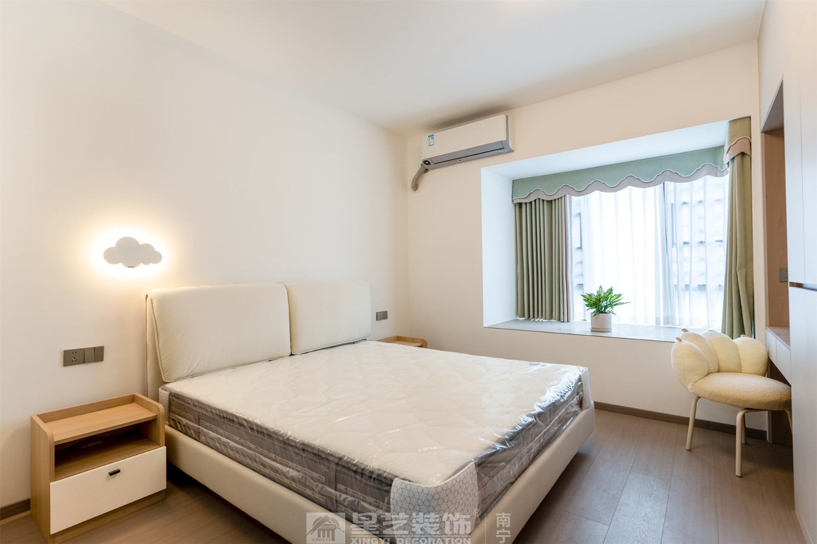 聯發(fā)臻境136平現代簡約臥室實景