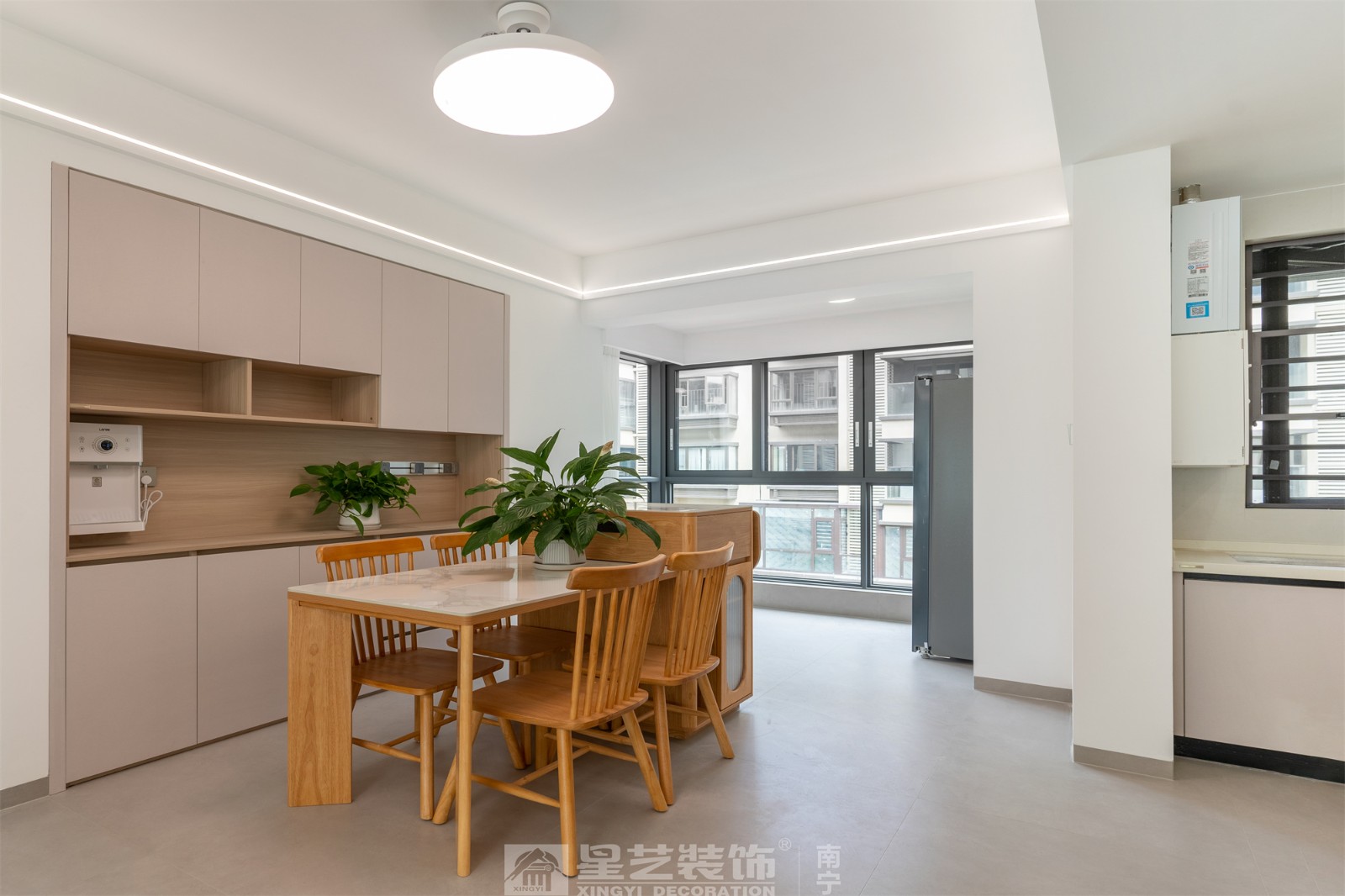 聯發(fā)臻境136平現代簡約餐廳實景