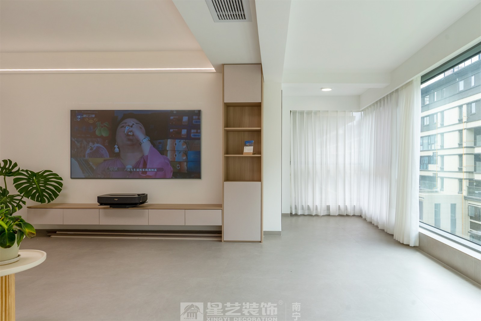 聯發(fā)臻境136平現代簡約客廳實景