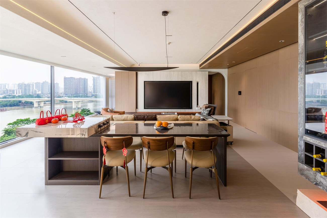 華潤西園悅府167平意式風(fēng)格客餐廳裝修完工實(shí)景