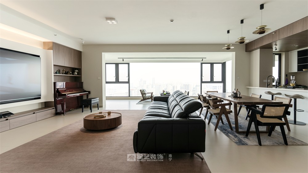 上水灣200平現(xiàn)代原木風(fēng)餐廳裝修完工實(shí)景圖