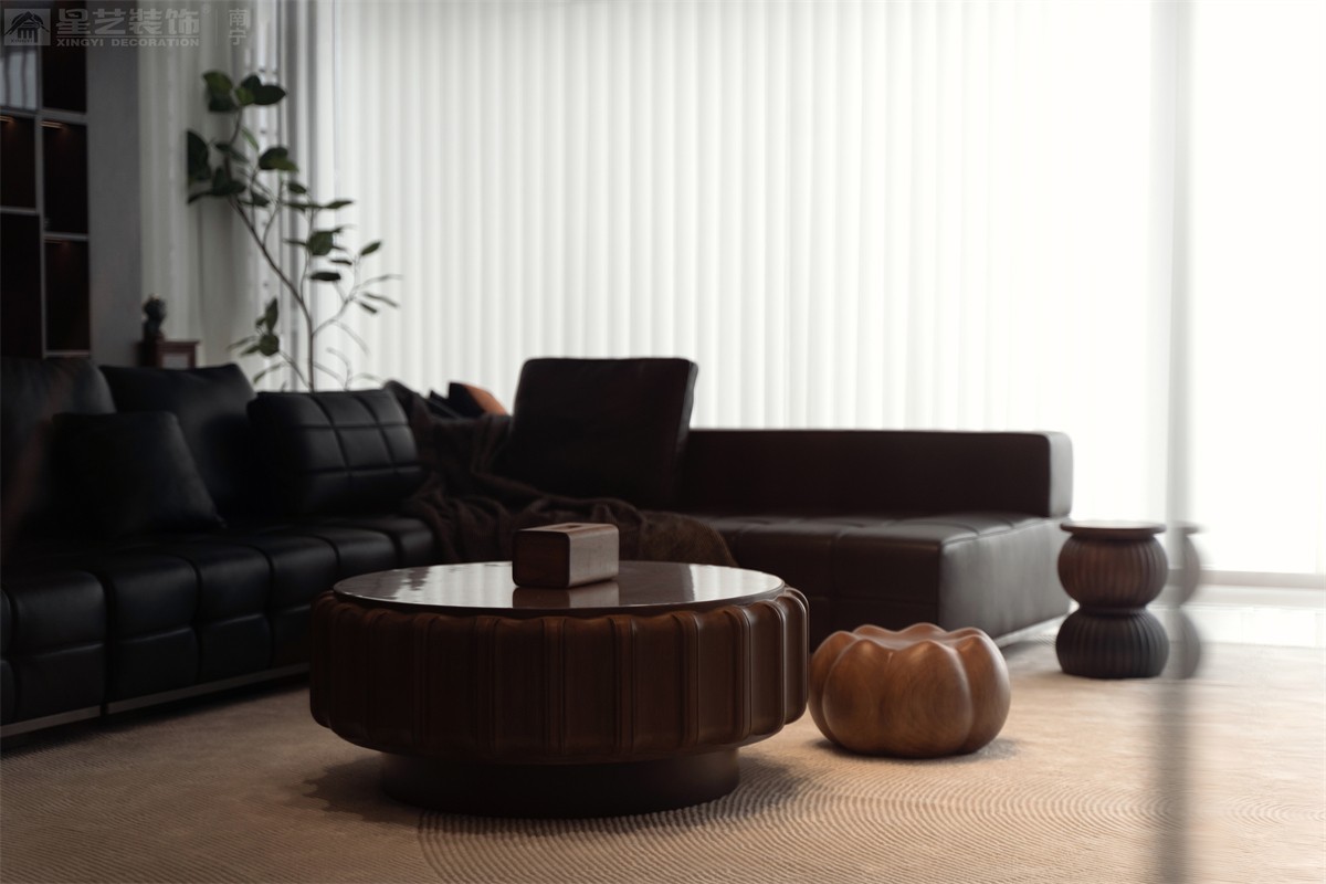 華潤西園潤府143平意式輕奢客廳裝修完工實景圖