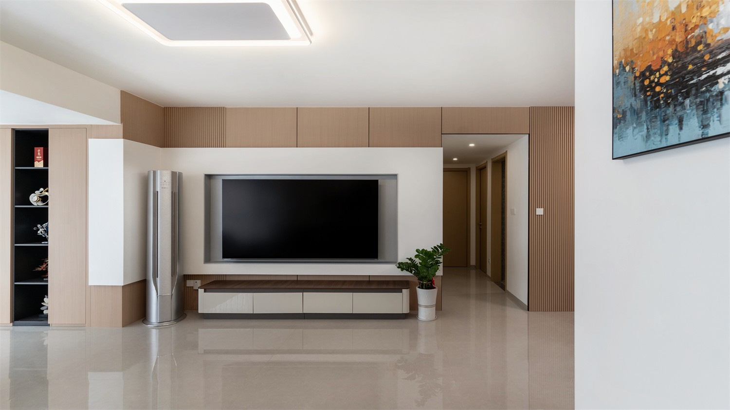 上水灣155平現(xiàn)代風(fēng)格客廳裝修實景圖