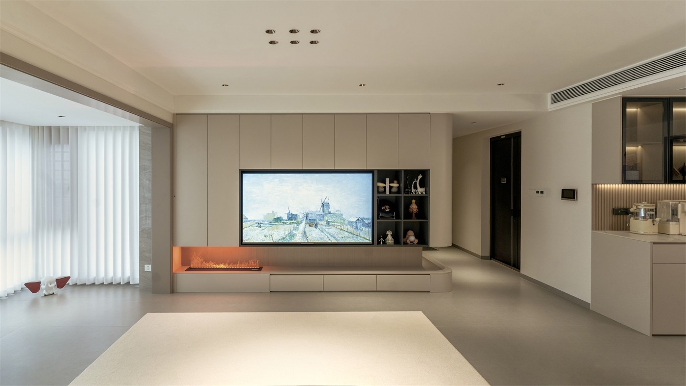 保利天悅臺143平現(xiàn)代風格客廳裝修實景圖