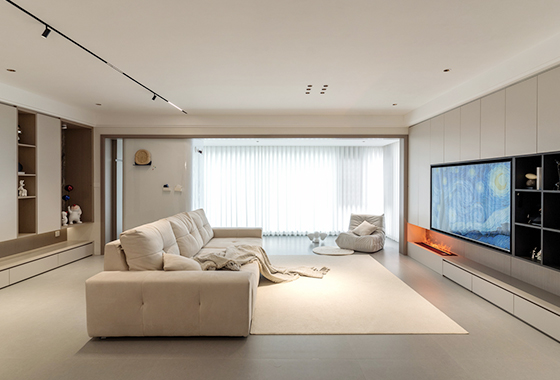 保利天悅臺(tái)143平