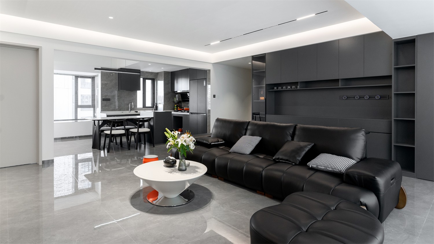 錦云湖光118平現(xiàn)代簡約客廳裝修實(shí)景圖